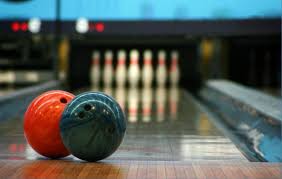 Игра в боулинг в Сочи.Ultra Подарки. Игра в боулинг в Сочи. Сервис: UltraPodarki.ru 8 800 505 95 30. Игра в боулинг, игра в боулинг Сочи, боулинг Сочи, купить боулинг Сочи, играть в боулинг, играть в боулинг Сочи