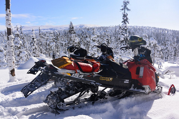 Катание на снегоходах в Сочи в подарок. Сервис Ultra Подарки
. Подарочный сертификат на катание на снегоходах в Сочи с друзьями. Закажите прокат снегоходов в подарок для мужчины по привлекательным ценам. Живописные маршруты для езды на снегоходах это отличная возможность активного отдыха. Сервис UltraPodarki.ru 8 800 505 95 30. катание на снегоходах, подарочный сертификат на катание на снегоходе, прокат снегоходов, прокат снегоходов Сочи, катание на снегоходах Сочи, езда на снегоходе