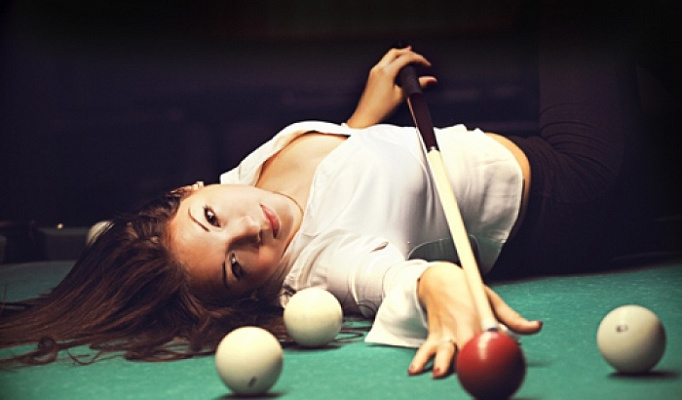 Игра в бильярд Сочи.Ultra Подарки. Игра в бильярд Сочи. Попробуйте настоящий бильярд, в бильярдном клубе. Сервис: UltraPodarki.ru 8 800 505 95 30. Игра в бильярд, игра в бильярд Сочи, русский бильярд, русский бильярд Сочи, бильярдный клуб, бильярдный клуб Сочи, бильярд Сочи, купить бильярд Сочи