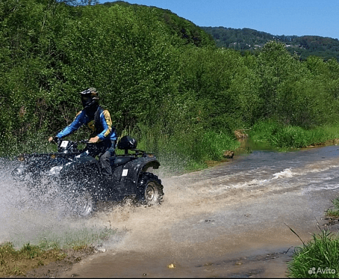 Катание на квадроциклах летом в Томске. Подарочные сертификаты Ultra Подарки. Закажите подарочный сертификат на катание на квадроциклах летом в Томске. Недорогой прокат квадроциклов в подарок для мужчин или парней на день рождения и юбилей. Езда на квадроциклах в летнее время - наслаждение активным отдыхом с друзьями. Сервис UltraPodarki.ru 8 800 505 95 30. Квадроцикл, катание на квадроциклах, прокат квадроциклов, езда на квадроцикле, прокат квадроциклов Томск, катание на квадроциклах летом, катание на квадроциклах осенью, катание на квадроциклах зимой, сертификат на катание на квадроциклах