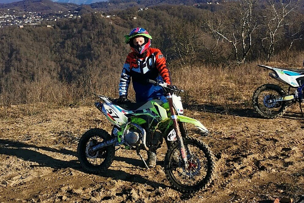 Катание на мотоцикле в Сочи. ULTRA ПОДАРКИ. Купить катание на мотоцикле в Сочи. Попробовав езду на мотоциклах, вы получите порцию адреналина и невероятные эмоции. Сервис: UltraPodarki.ru 8 800 505 95 30.. Катание на мотоцикле в Сочи, прокат мотоциклов Сочи, катание на мотоциклах, прокат мотоцикла, езда на мотоцикле Сочи, езда на мотоцикле, мотопрогулка Сочи, мотопрогулка, поездки на байке, личный мотоцикл, катание на мотоцикле, мотоциклетный шлем, увлечение поездками на мотоцикле, пристрастие к мотоциклам, сертификат на поездку на мотоцикле, прокатиться на мотоцикле, мото-транспорт, мото-треки, мото-поездки, езда на мотоцикле в Сочи, катание на мотоцикле в Сочи, мотоклуб в Сочи
