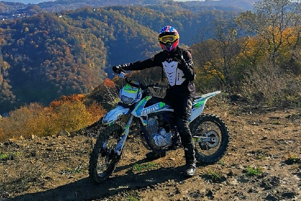 Катание на мотоцикле в Сочи. ULTRA ПОДАРКИ. Купить катание на мотоцикле в Сочи. Попробовав езду на мотоциклах, вы получите порцию адреналина и невероятные эмоции. Сервис: UltraPodarki.ru 8 800 505 95 30.. Катание на мотоцикле в Сочи, прокат мотоциклов Сочи, катание на мотоциклах, прокат мотоцикла, езда на мотоцикле Сочи, езда на мотоцикле, мотопрогулка Сочи, мотопрогулка, поездки на байке, личный мотоцикл, катание на мотоцикле, мотоциклетный шлем, увлечение поездками на мотоцикле, пристрастие к мотоциклам, сертификат на поездку на мотоцикле, прокатиться на мотоцикле, мото-транспорт, мото-треки, мото-поездки, езда на мотоцикле в Сочи, катание на мотоцикле в Сочи, мотоклуб в Сочи
