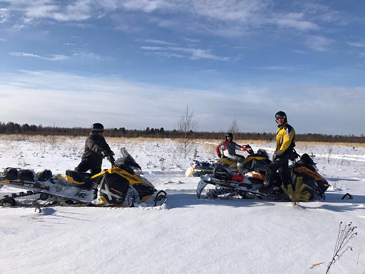 Катание на снегоходах в Сочи в подарок. Сервис Ultra Подарки
. Подарочный сертификат на катание на снегоходах в Сочи с друзьями. Закажите прокат снегоходов в подарок для мужчины по привлекательным ценам. Живописные маршруты для езды на снегоходах это отличная возможность активного отдыха. Сервис UltraPodarki.ru 8 800 505 95 30. катание на снегоходах, подарочный сертификат на катание на снегоходе, прокат снегоходов, прокат снегоходов Сочи, катание на снегоходах Сочи, езда на снегоходе