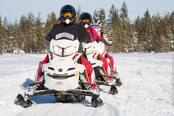 Катание на снегоходах в Сочи в подарок. Сервис Ultra Подарки
. Подарочный сертификат на катание на снегоходах в Сочи с друзьями. Закажите прокат снегоходов в подарок для мужчины по привлекательным ценам. Живописные маршруты для езды на снегоходах это отличная возможность активного отдыха. Сервис UltraPodarki.ru 8 800 505 95 30. катание на снегоходах, подарочный сертификат на катание на снегоходе, прокат снегоходов, прокат снегоходов Сочи, катание на снегоходах Сочи, езда на снегоходе
