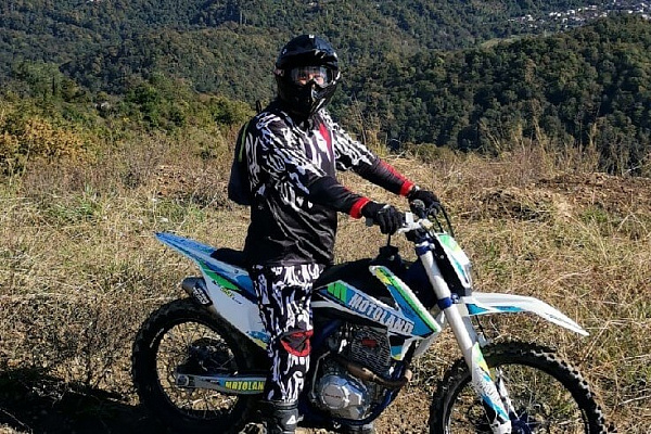 Катание на мотоцикле в Сочи. ULTRA ПОДАРКИ. Купить катание на мотоцикле в Сочи. Попробовав езду на мотоциклах, вы получите порцию адреналина и невероятные эмоции. Сервис: UltraPodarki.ru 8 800 505 95 30.. Катание на мотоцикле в Сочи, прокат мотоциклов Сочи, катание на мотоциклах, прокат мотоцикла, езда на мотоцикле Сочи, езда на мотоцикле, мотопрогулка Сочи, мотопрогулка, поездки на байке, личный мотоцикл, катание на мотоцикле, мотоциклетный шлем, увлечение поездками на мотоцикле, пристрастие к мотоциклам, сертификат на поездку на мотоцикле, прокатиться на мотоцикле, мото-транспорт, мото-треки, мото-поездки, езда на мотоцикле в Сочи, катание на мотоцикле в Сочи, мотоклуб в Сочи
