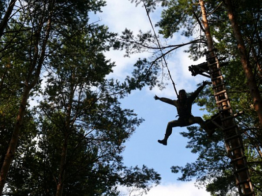 Роупджампинг - прыжки с верёвкой в Сочи. Подарочные сертификаты Ultra Подарки. Роупджампинг в Сочи - Экстремальный оригинальный подарок или подарочный сертификат на Роупджампинг - прыжки с верёвкой. Сервис UltraPodarki.ru 8-800-505-95-30. роупджампинг Сочи, прыжок веревка Сочи, роупджампинг, прыжок веревка, прыжок с веревкой, Подарок, подарочный сертификат, экстрим, экстремальный подарок