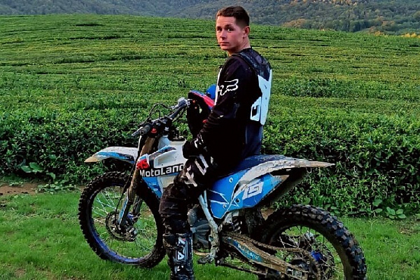 Катание на мотоцикле в Сочи. ULTRA ПОДАРКИ. Купить катание на мотоцикле в Сочи. Попробовав езду на мотоциклах, вы получите порцию адреналина и невероятные эмоции. Сервис: UltraPodarki.ru 8 800 505 95 30.. Катание на мотоцикле в Сочи, прокат мотоциклов Сочи, катание на мотоциклах, прокат мотоцикла, езда на мотоцикле Сочи, езда на мотоцикле, мотопрогулка Сочи, мотопрогулка, поездки на байке, личный мотоцикл, катание на мотоцикле, мотоциклетный шлем, увлечение поездками на мотоцикле, пристрастие к мотоциклам, сертификат на поездку на мотоцикле, прокатиться на мотоцикле, мото-транспорт, мото-треки, мото-поездки, езда на мотоцикле в Сочи, катание на мотоцикле в Сочи, мотоклуб в Сочи
